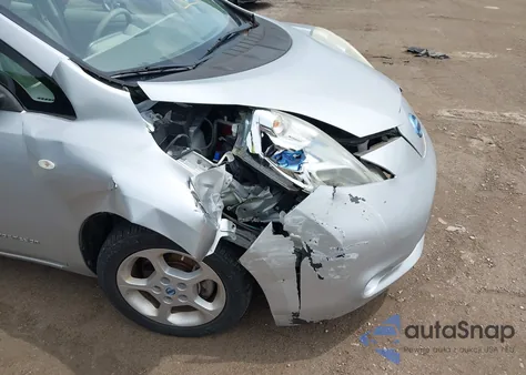 2011 Nissan Leaf Sl z USA, uszkodzony, nr VIN JN1AZ0CPXBT005973